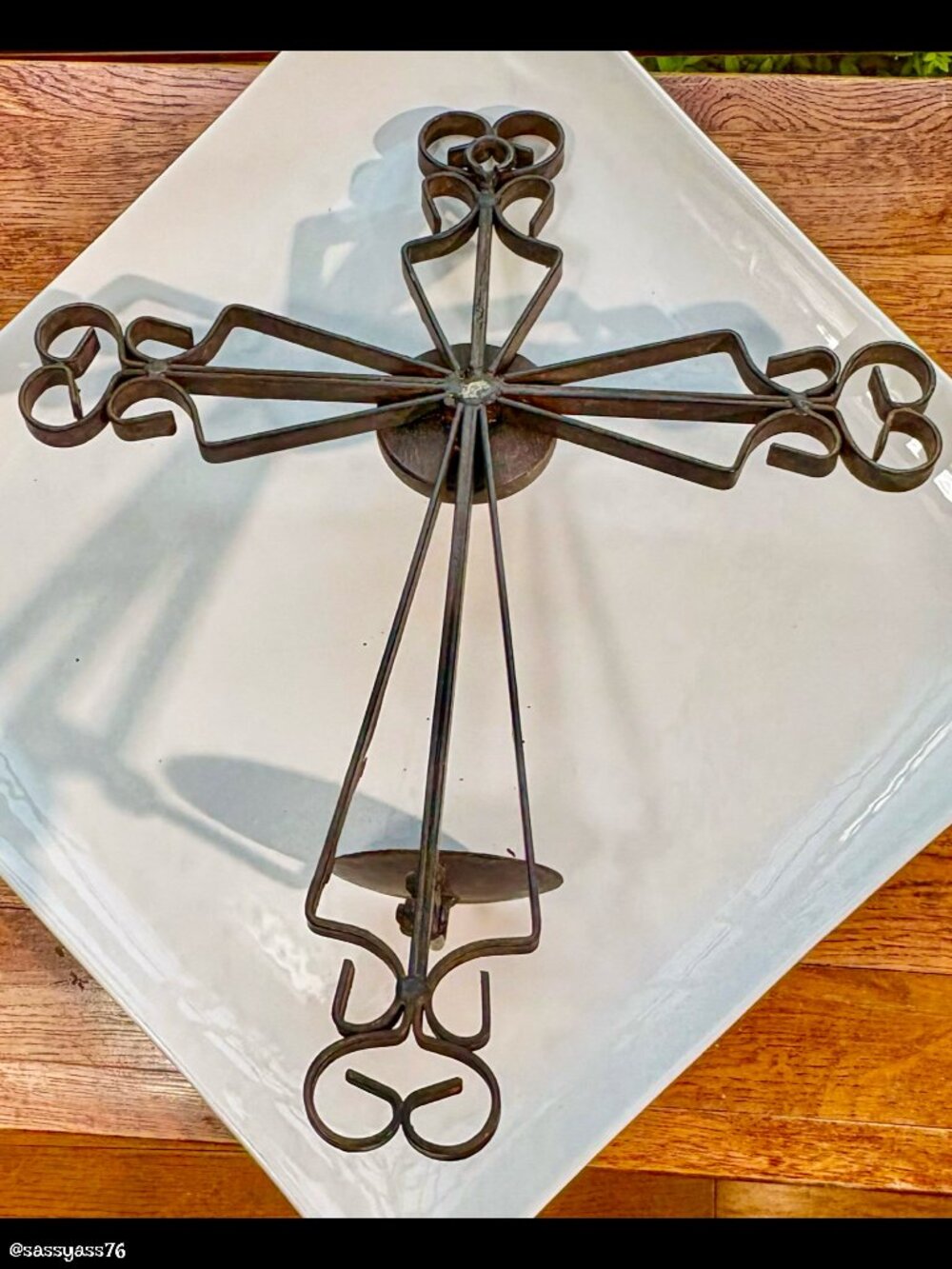 🆕VTG▪️Rustic 10.5" X 13" Wrought Iron Hanging Cross Candle Holder - Picture 2 of 6